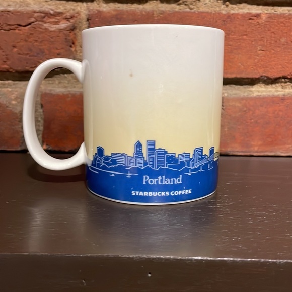 Starbucks Destination 16 Oz Portland Mug - Picture 4 of 4